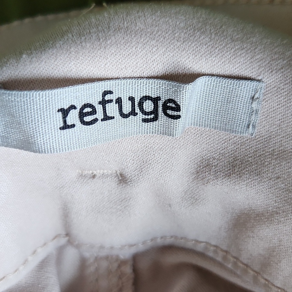 Refuge Beige High Waisted Shorts - Picture 10 of 11